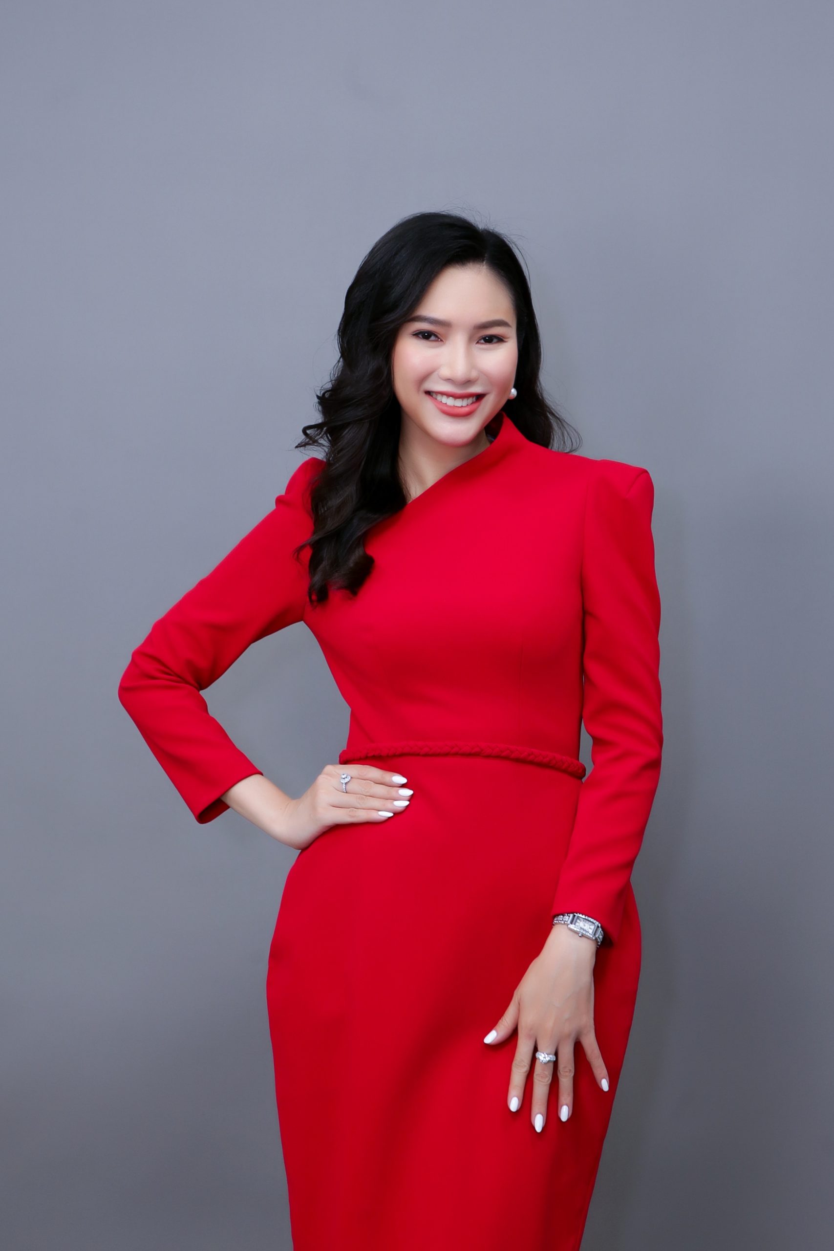 Phan Ngọc Phương Uyên là nữ MC quen mặt trên sóng truyền hình