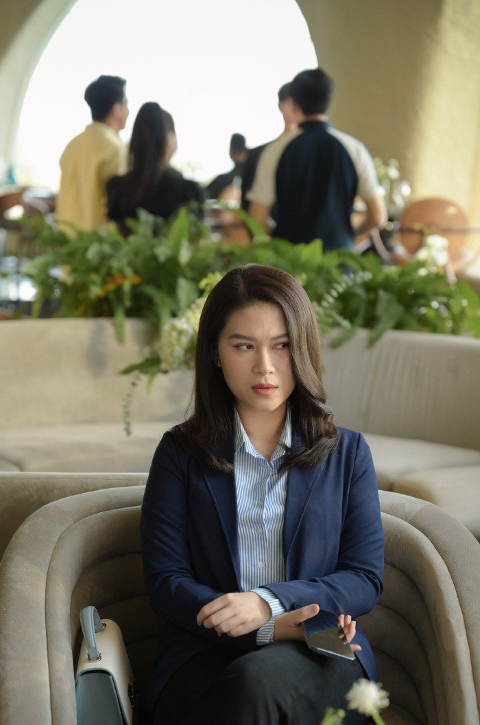 Đảm nhiệm vai nữ chính, diễn xuất bên cạnh nhân vật gạo cội như NSƯT Thành Lộc, Ngọc Thanh Tâm vẫn thể hiện được năng lực và được đánh giá cao